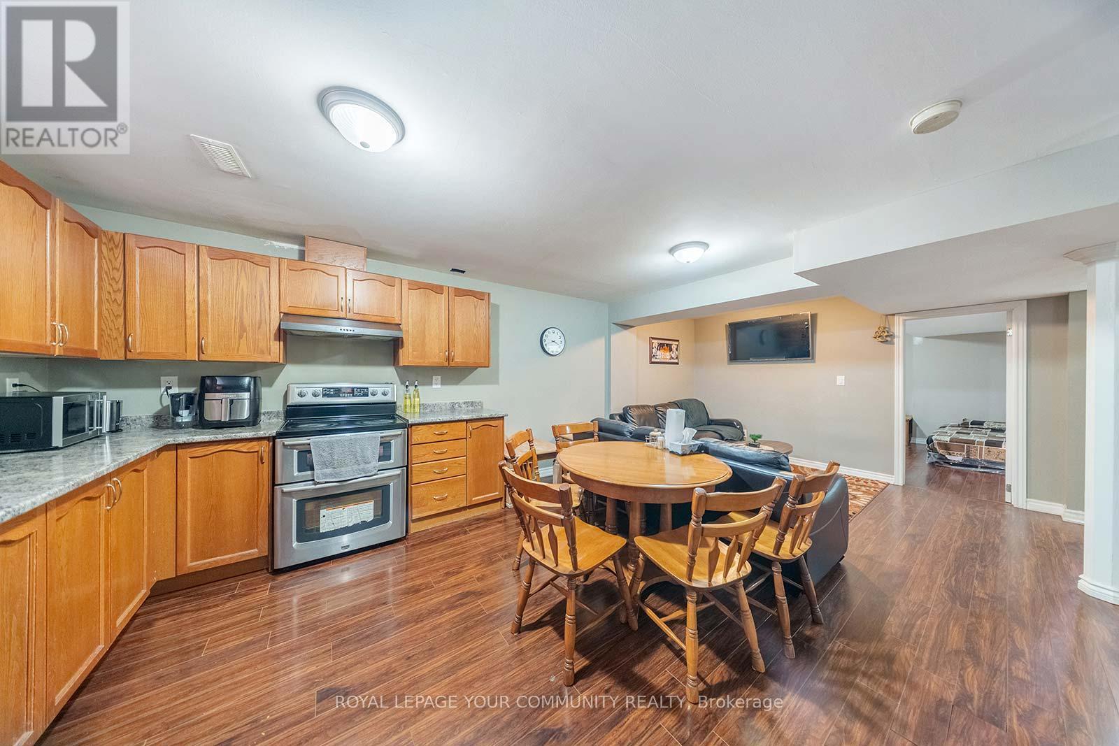 












15 PIKA TRAIL

,
Brampton,




Ontario
L6R2Y1

