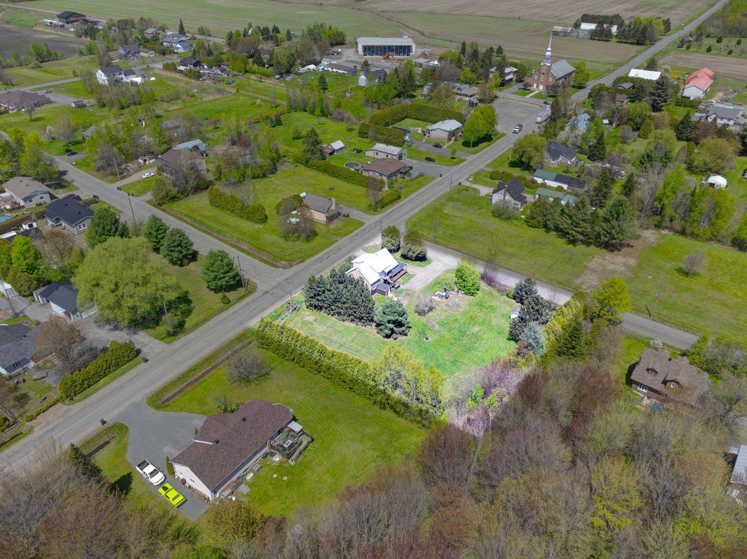 









201

 - 203


Rue Tessier

,
Lefebvre,




QC
J0H2C0

