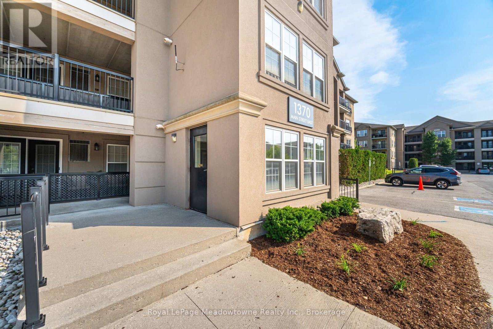 












105 - 1370 MAIN STREET E

,
Milton (DE Dempsey),




Ontario
L9T7S8

