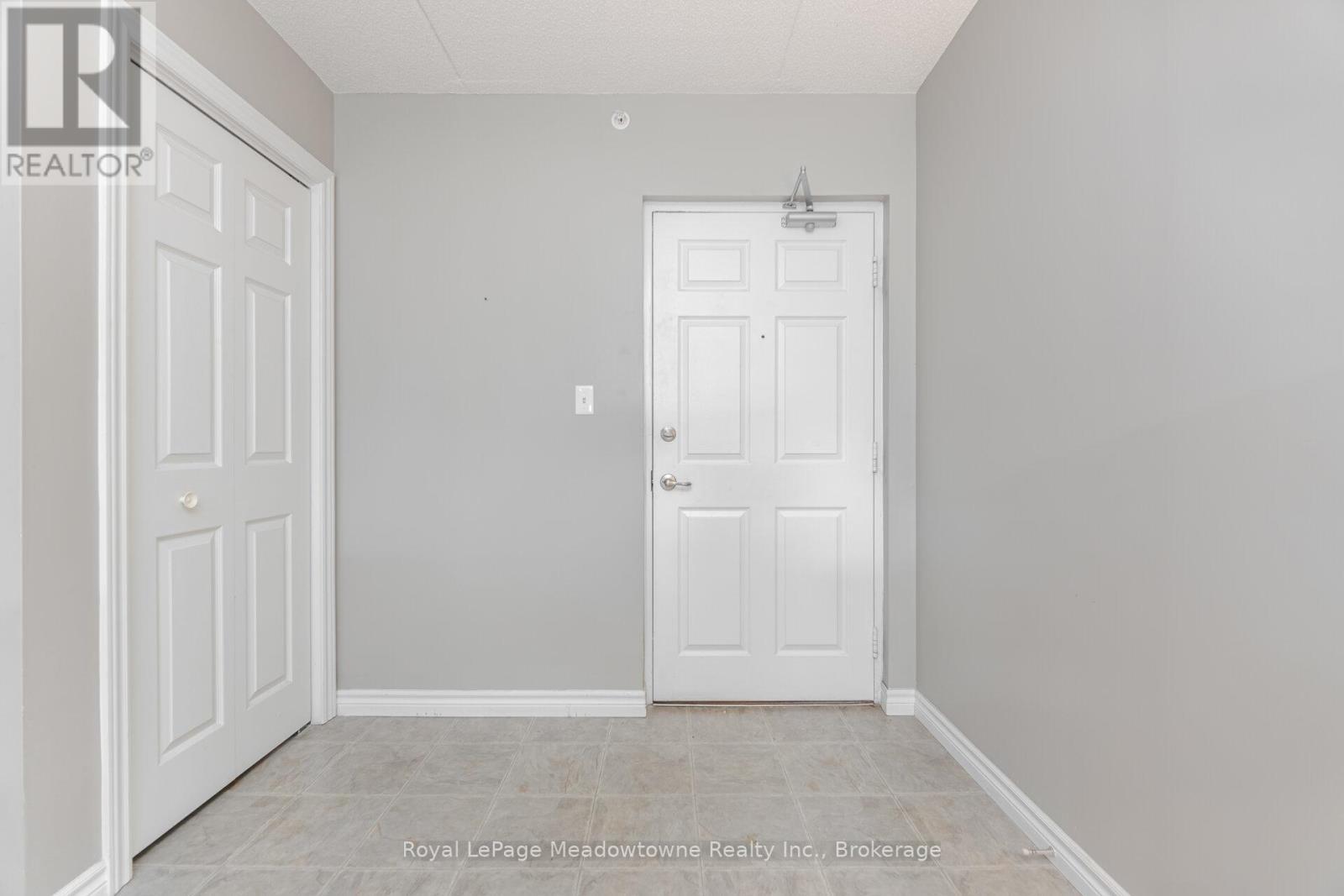 












105 - 1370 MAIN STREET E

,
Milton (DE Dempsey),




Ontario
L9T7S8

