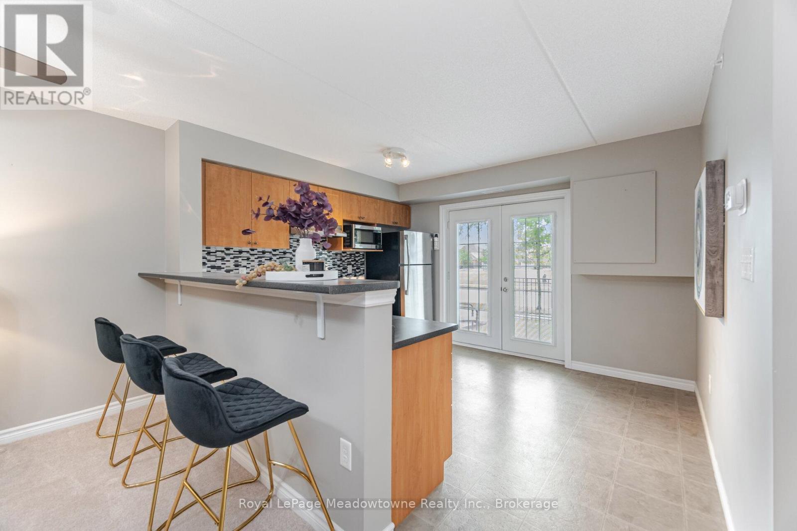 












105 - 1370 MAIN STREET E

,
Milton (DE Dempsey),




Ontario
L9T7S8

