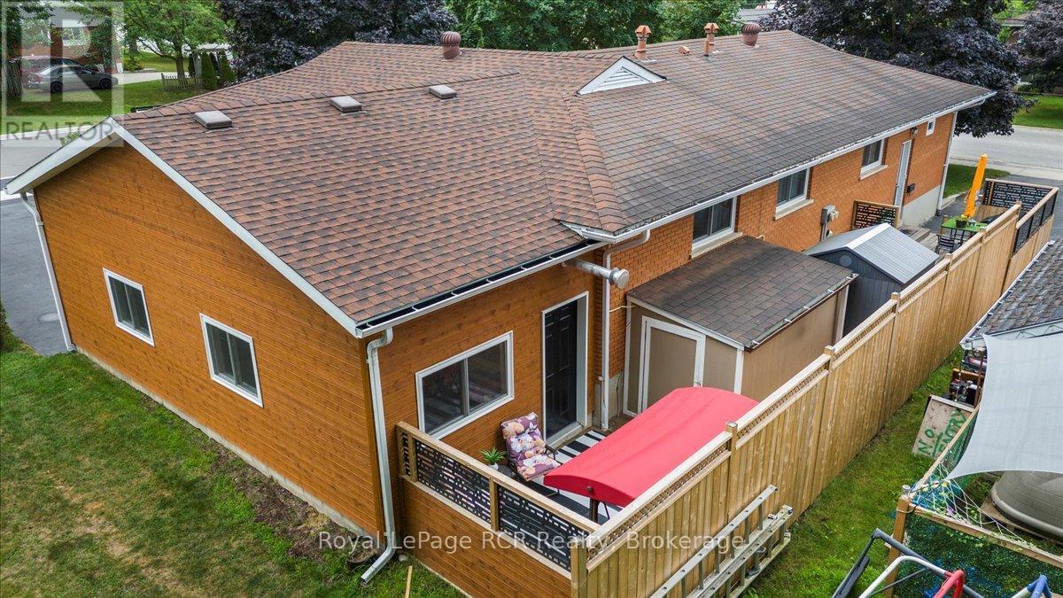 












382 3RD STREET

,
Hanover,




Ontario
N4N1B3

