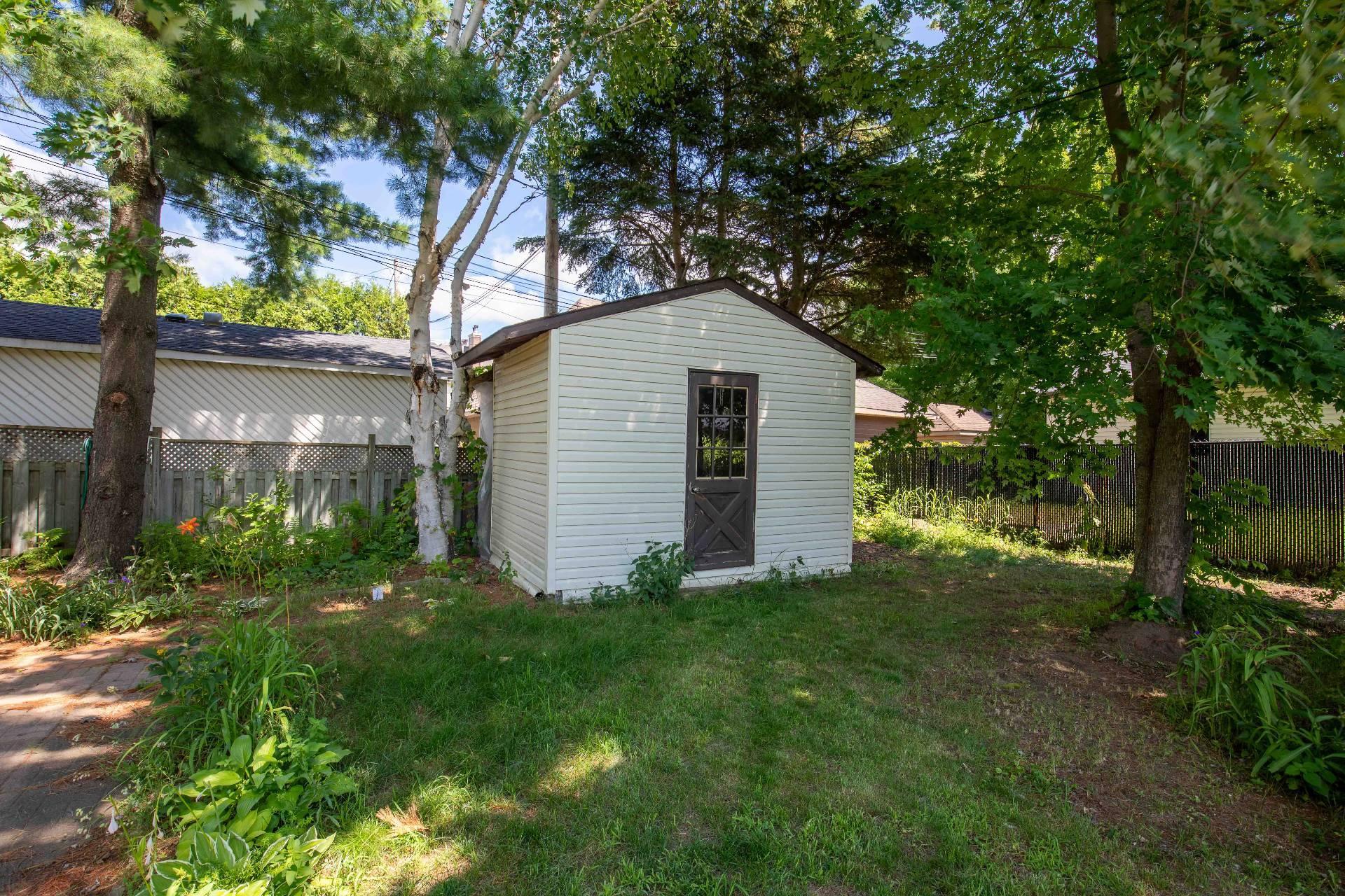 









550


Rue des Pluviers

,
Gatineau (Gatineau),




QC
J8R2V2

