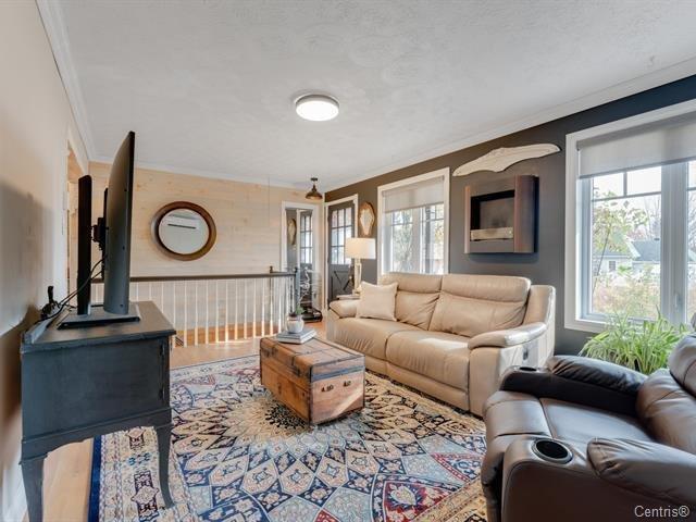 









550


Rue des Pluviers

,
Gatineau (Gatineau),




QC
J8R2V2

