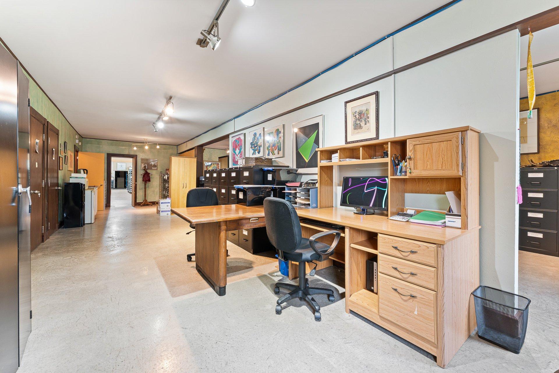 









109


Ch. Favreau

,
Dunham,




QC
J0E1M0

