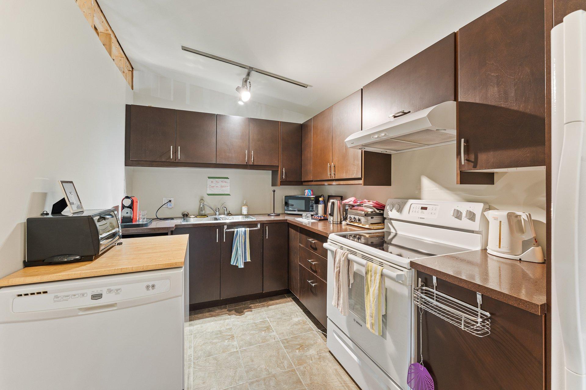 









109


Ch. Favreau

,
Dunham,




QC
J0E1M0

