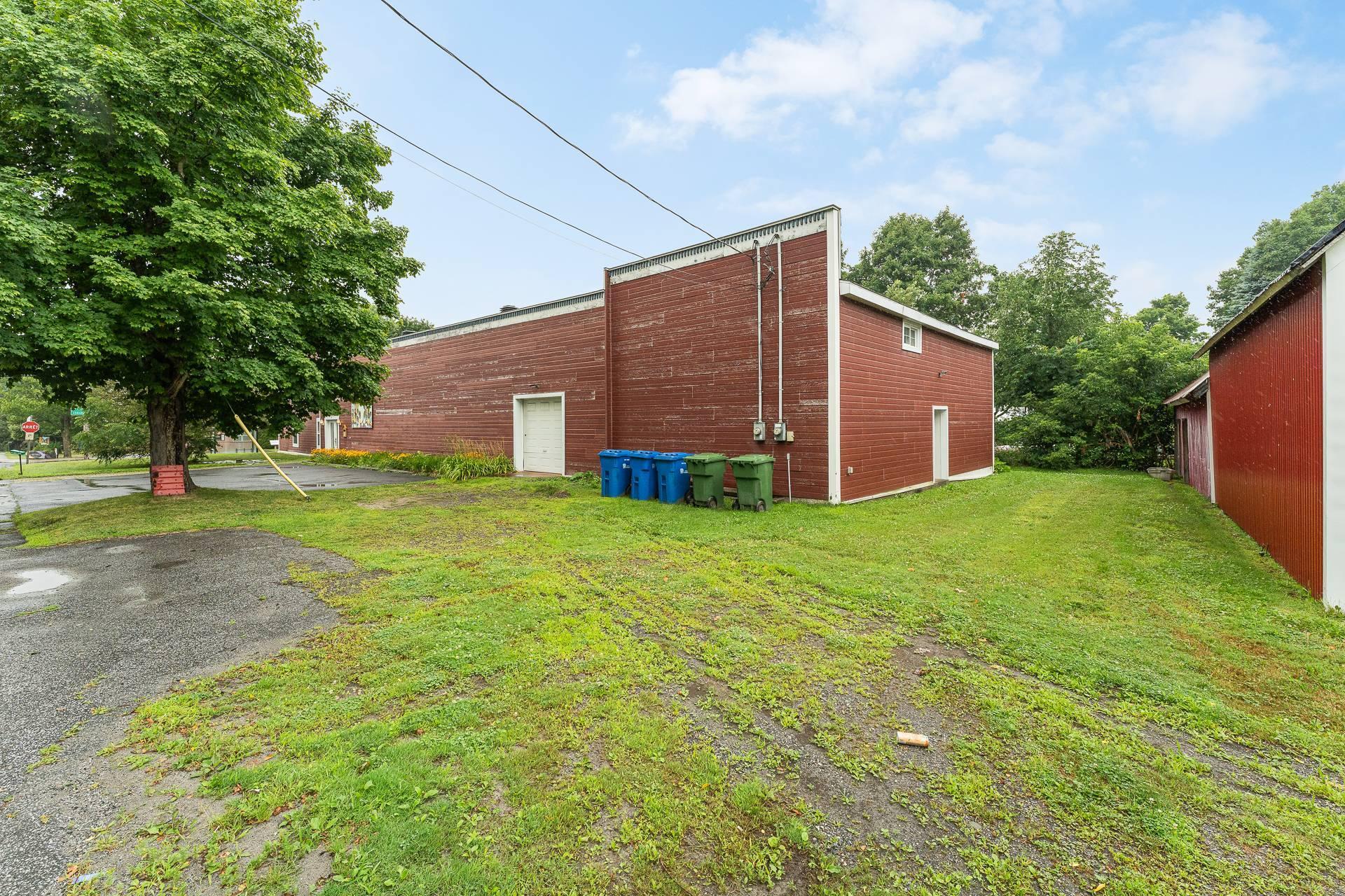 









109


Ch. Favreau

,
Dunham,




QC
J0E1M0

