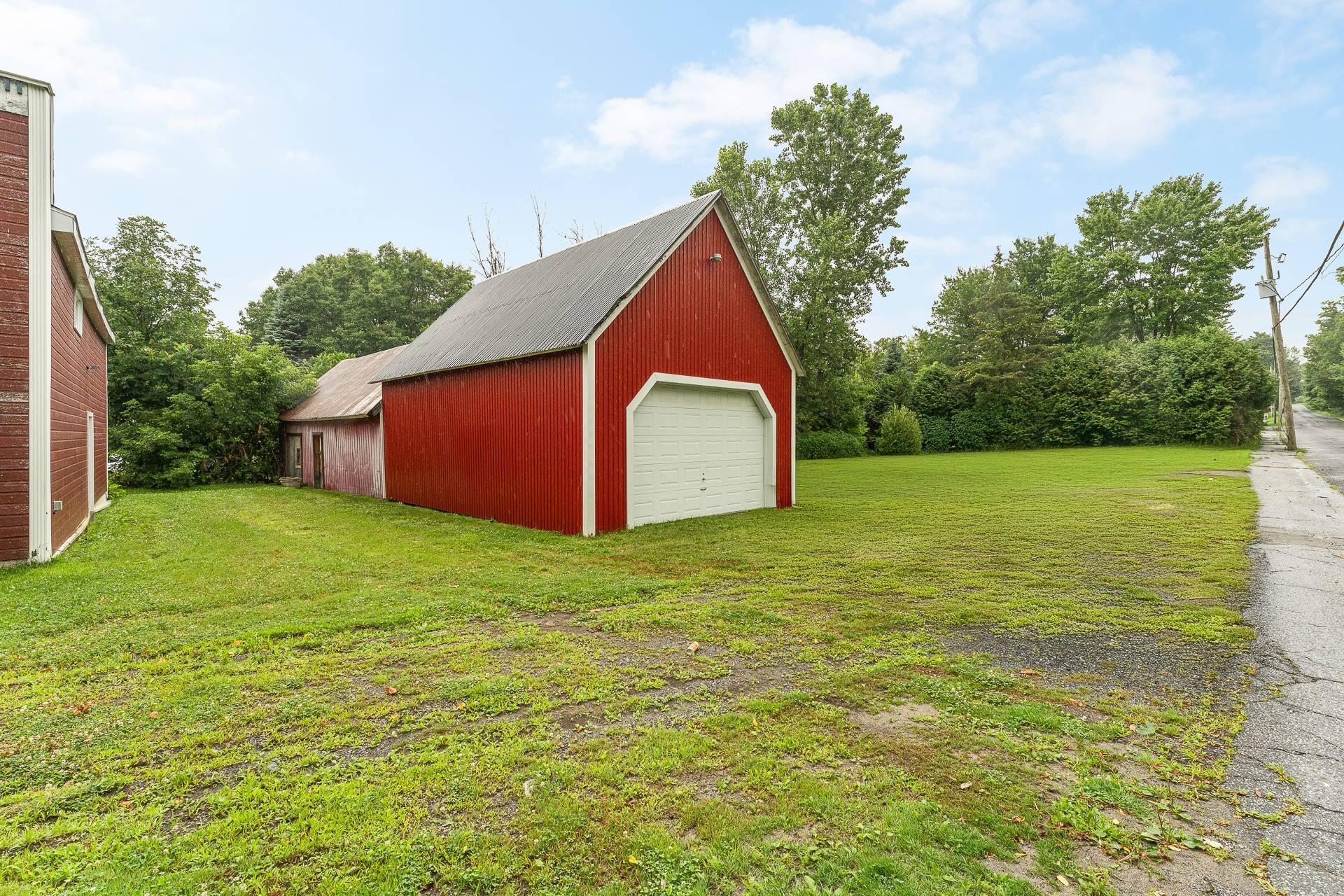 









109


Ch. Favreau

,
Dunham,




QC
J0E1M0

