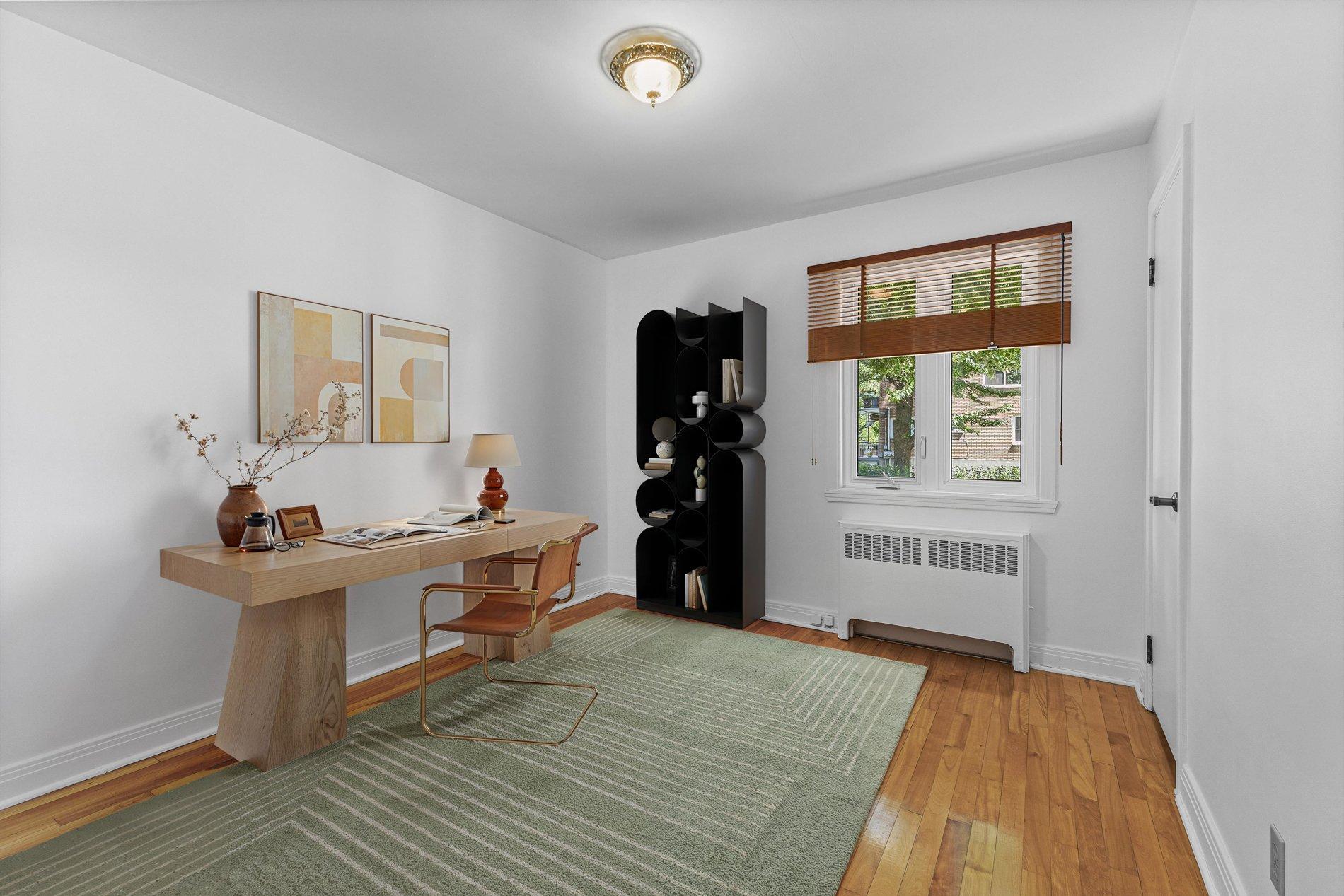 









593

 - 597


Place Fleury

,
Montréal (Ahuntsic-Cartierville),




QC
H3L3K6

