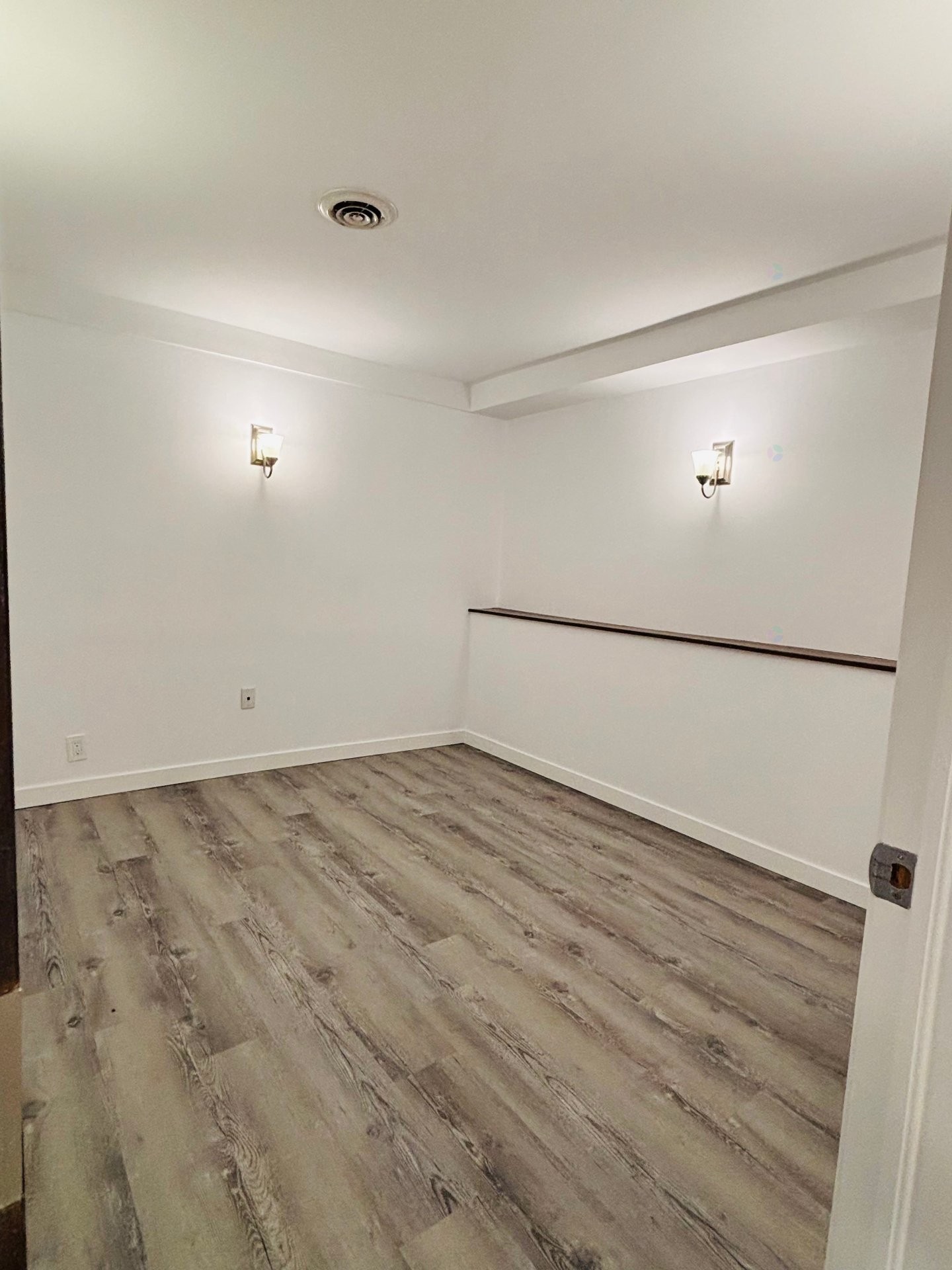 









1625

 - 1635


Rue De Salaberry

,
Montréal (Ahuntsic-Cartierville),




QC
H3M1K3

