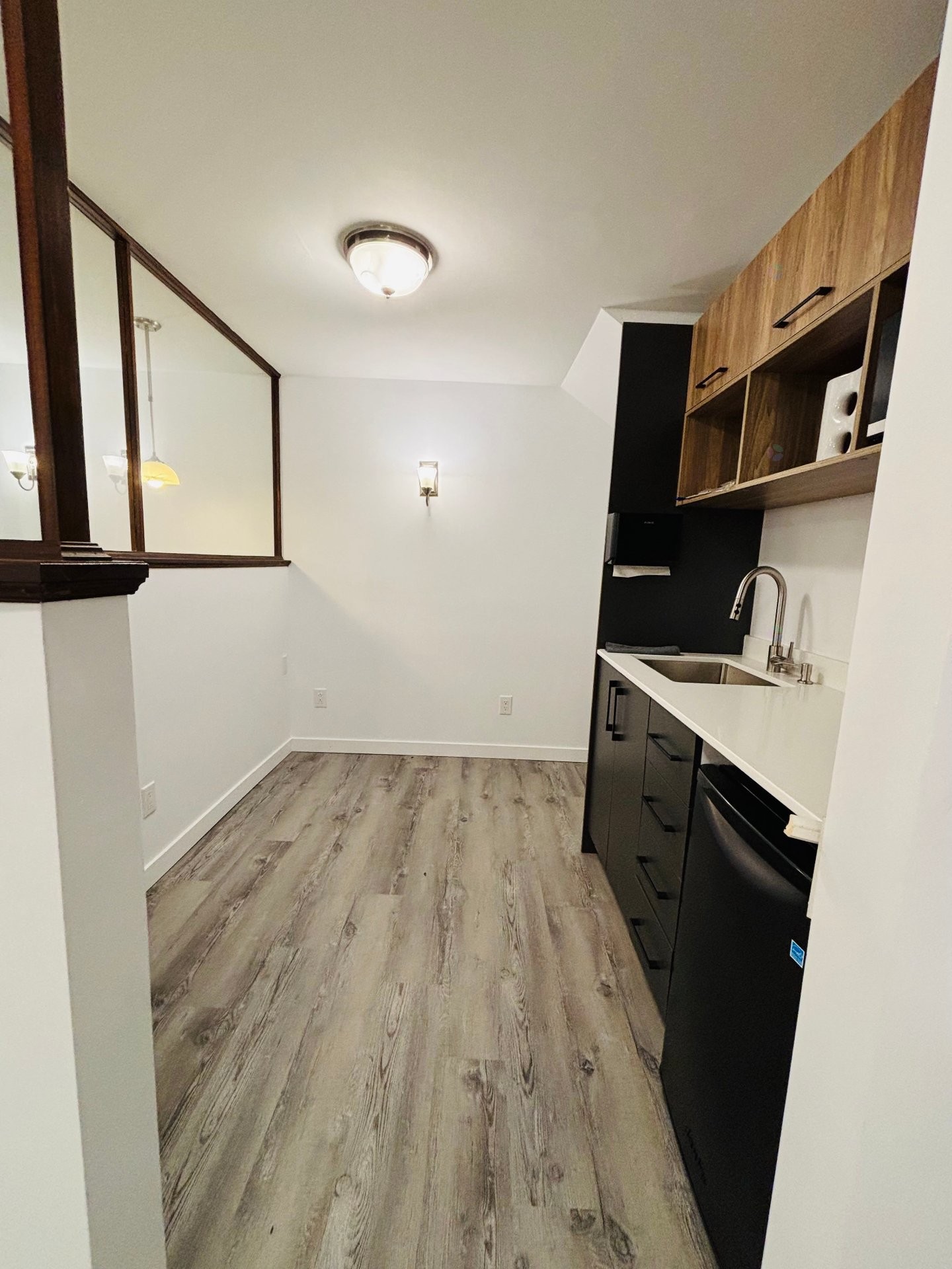 









1625

 - 1635


Rue De Salaberry

,
Montréal (Ahuntsic-Cartierville),




QC
H3M1K3

