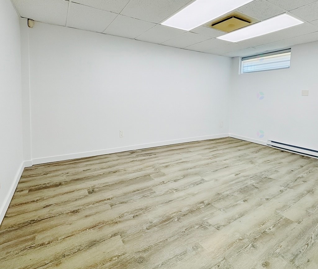 









1625

 - 1635


Rue De Salaberry

,
Montréal (Ahuntsic-Cartierville),




QC
H3M1K3

