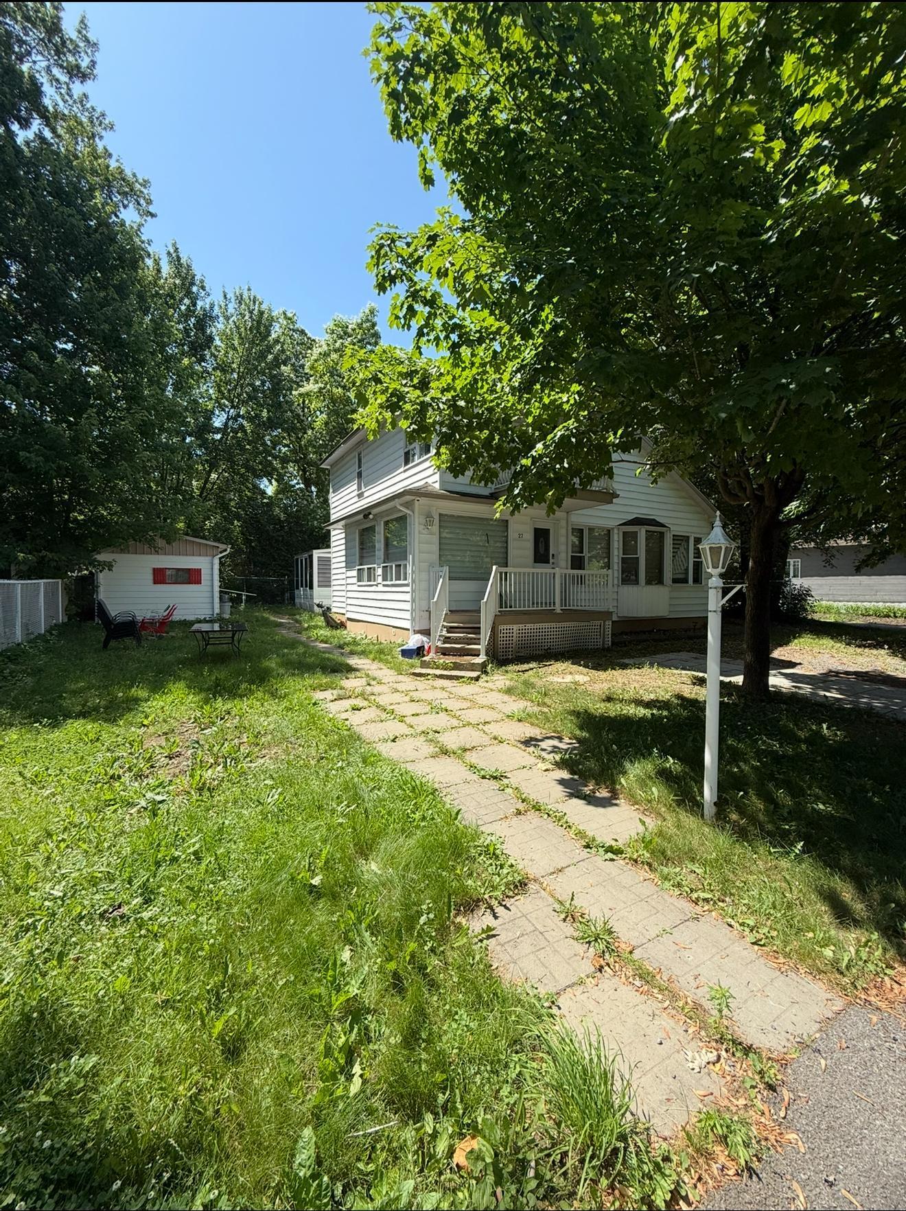 









27


Tsse Debien

,
Laval (Auteuil),




QC
H7J1E3

