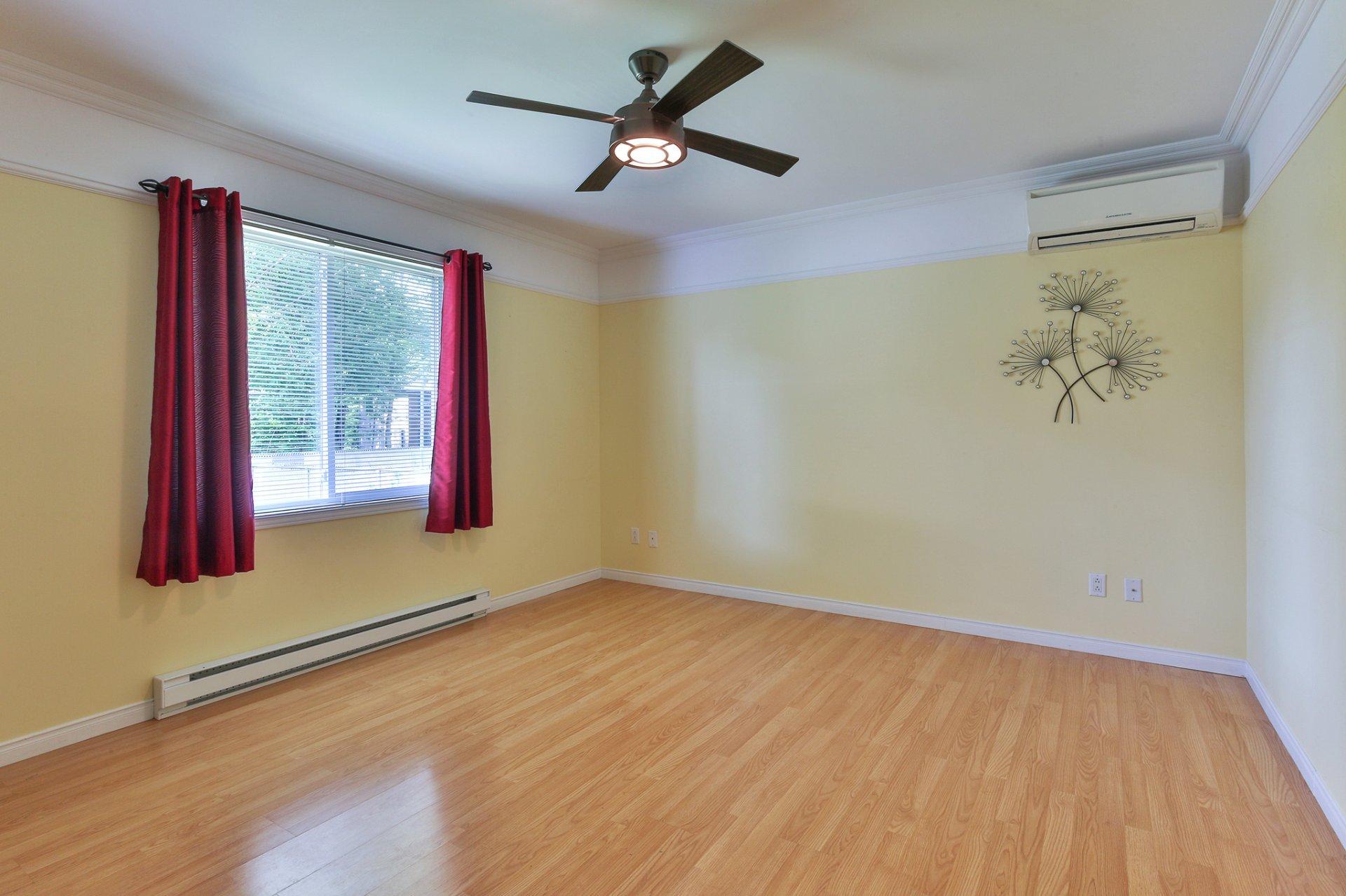 









474


Boul. J.-André-Deragon

,
Cowansville,




QC
J2K3X2

