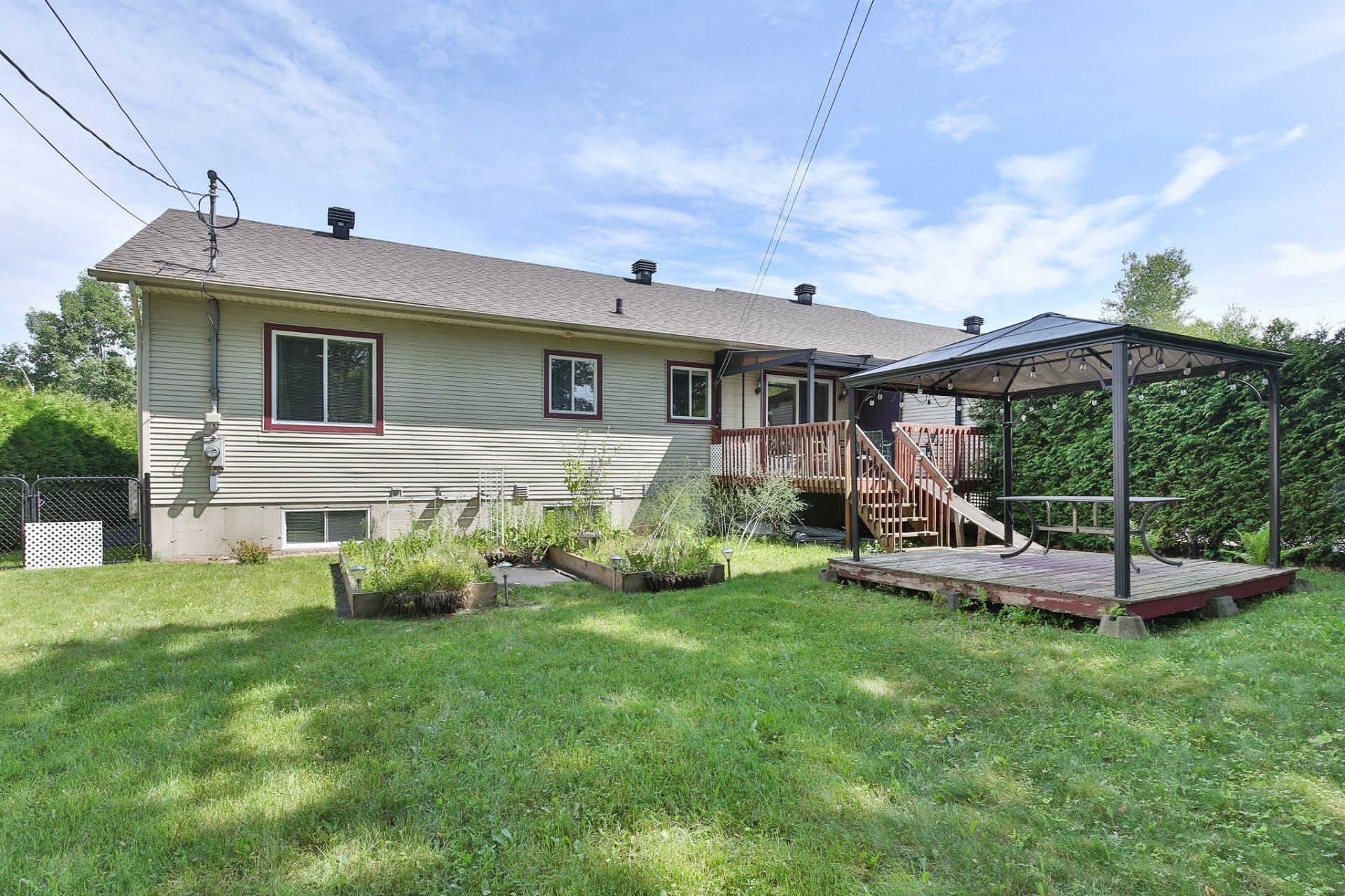 









474


Boul. J.-André-Deragon

,
Cowansville,




QC
J2K3X2

