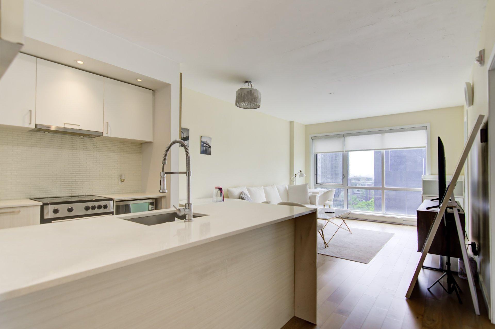 









2117


Rue Tupper

, 1406,
Montréal (Ville-Marie),




QC
H3H0B2


