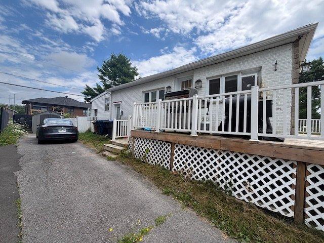 









308


Rue Ste-Thérèse

,
Saint-Jean-sur-Richelieu,




QC
J2W2H2

