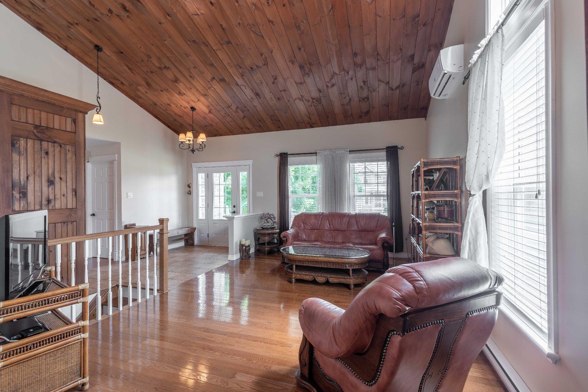 









49


Rue de Ste-Monique

,
Gatineau (Gatineau),




QC
J8R0C4

