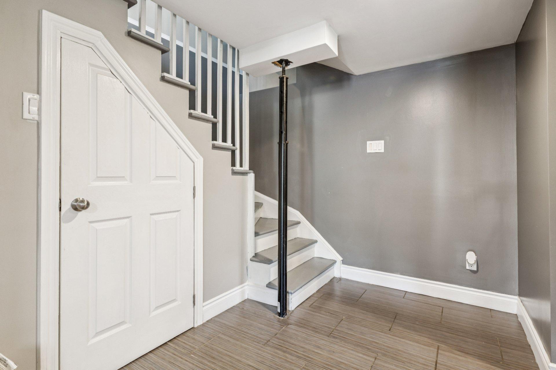 









33


Ch. de l'Orme

,
Val-des-Monts,




QC
J8N2G4

