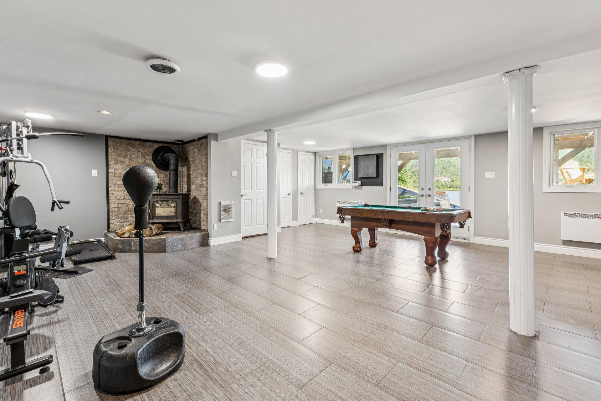 









33


Ch. de l'Orme

,
Val-des-Monts,




QC
J8N2G4

