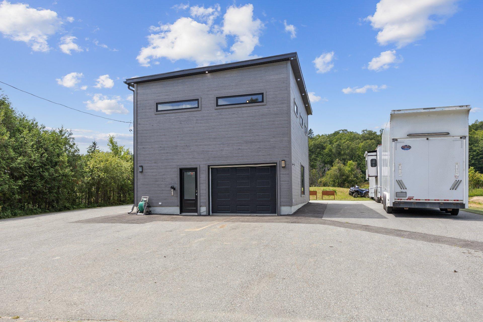 









33


Ch. de l'Orme

,
Val-des-Monts,




QC
J8N2G4

