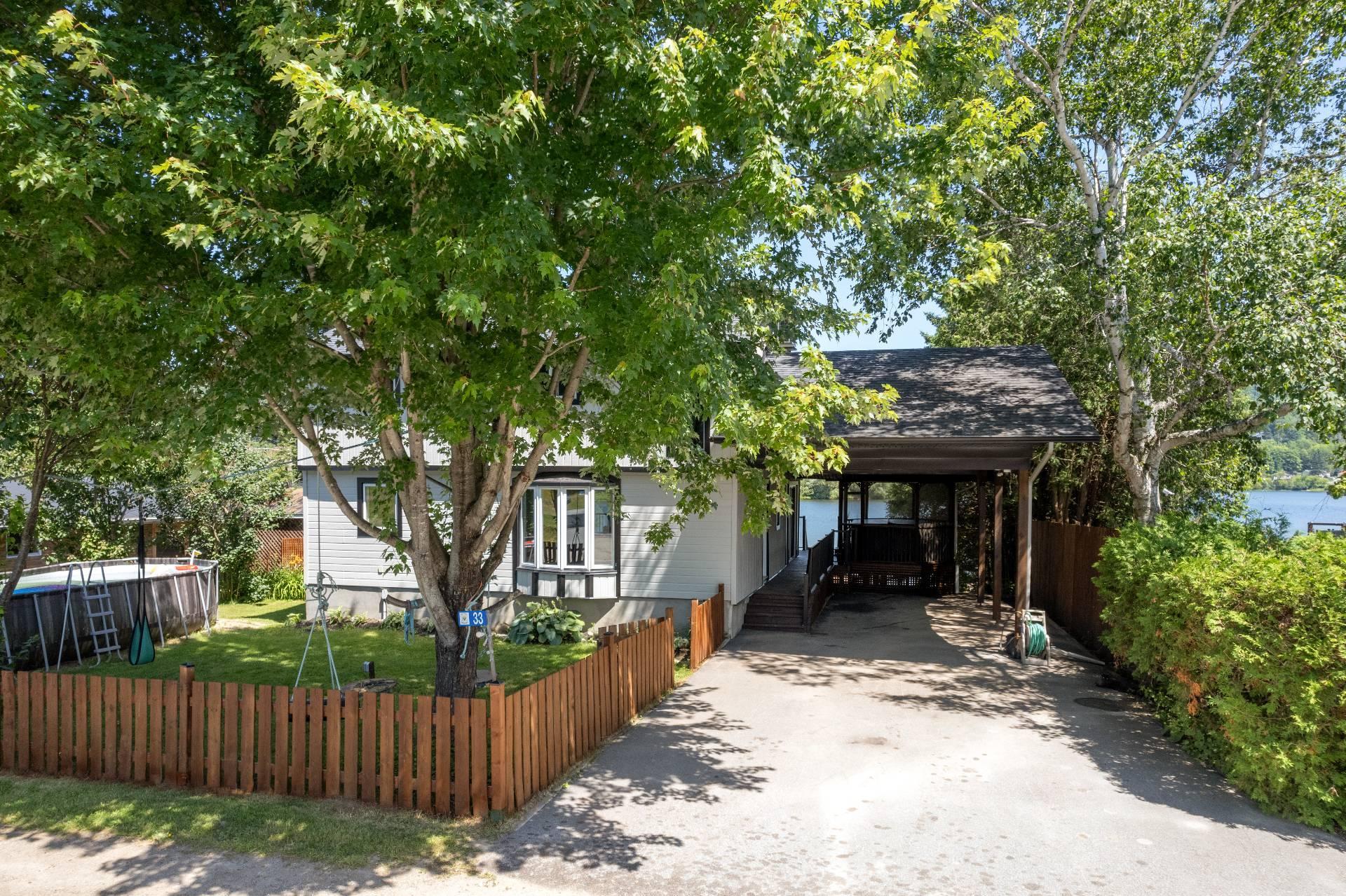 









33


Ch. de l'Orme

,
Val-des-Monts,




QC
J8N2G4

