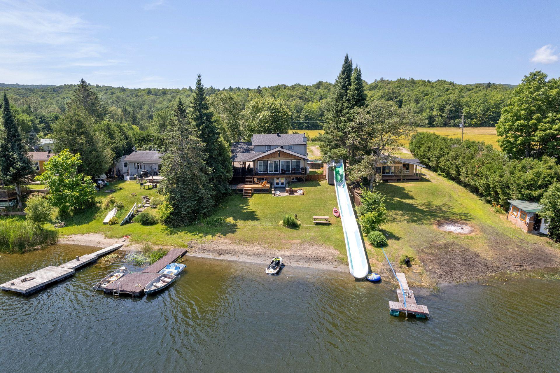 









33


Ch. de l'Orme

,
Val-des-Monts,




QC
J8N2G4


