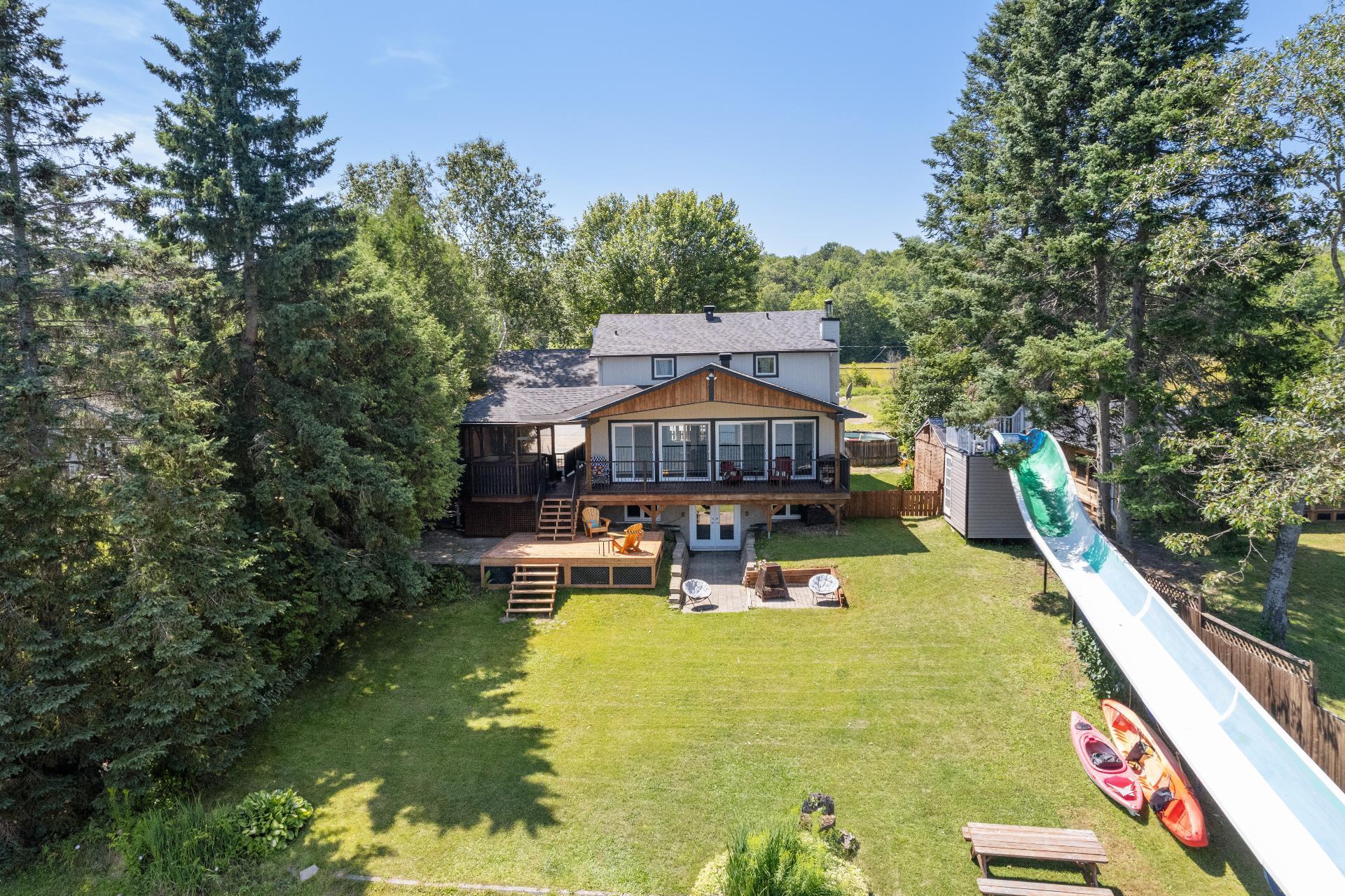 









33


Ch. de l'Orme

,
Val-des-Monts,




QC
J8N2G4

