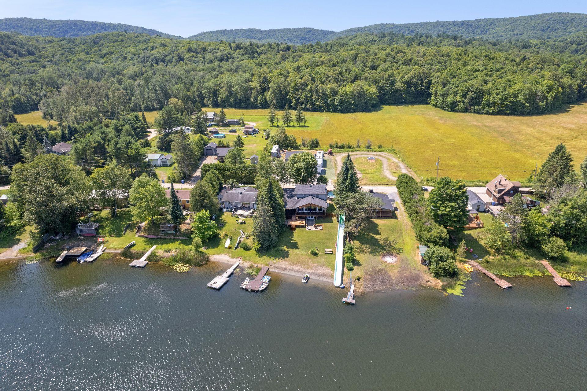 









33


Ch. de l'Orme

,
Val-des-Monts,




QC
J8N2G4

