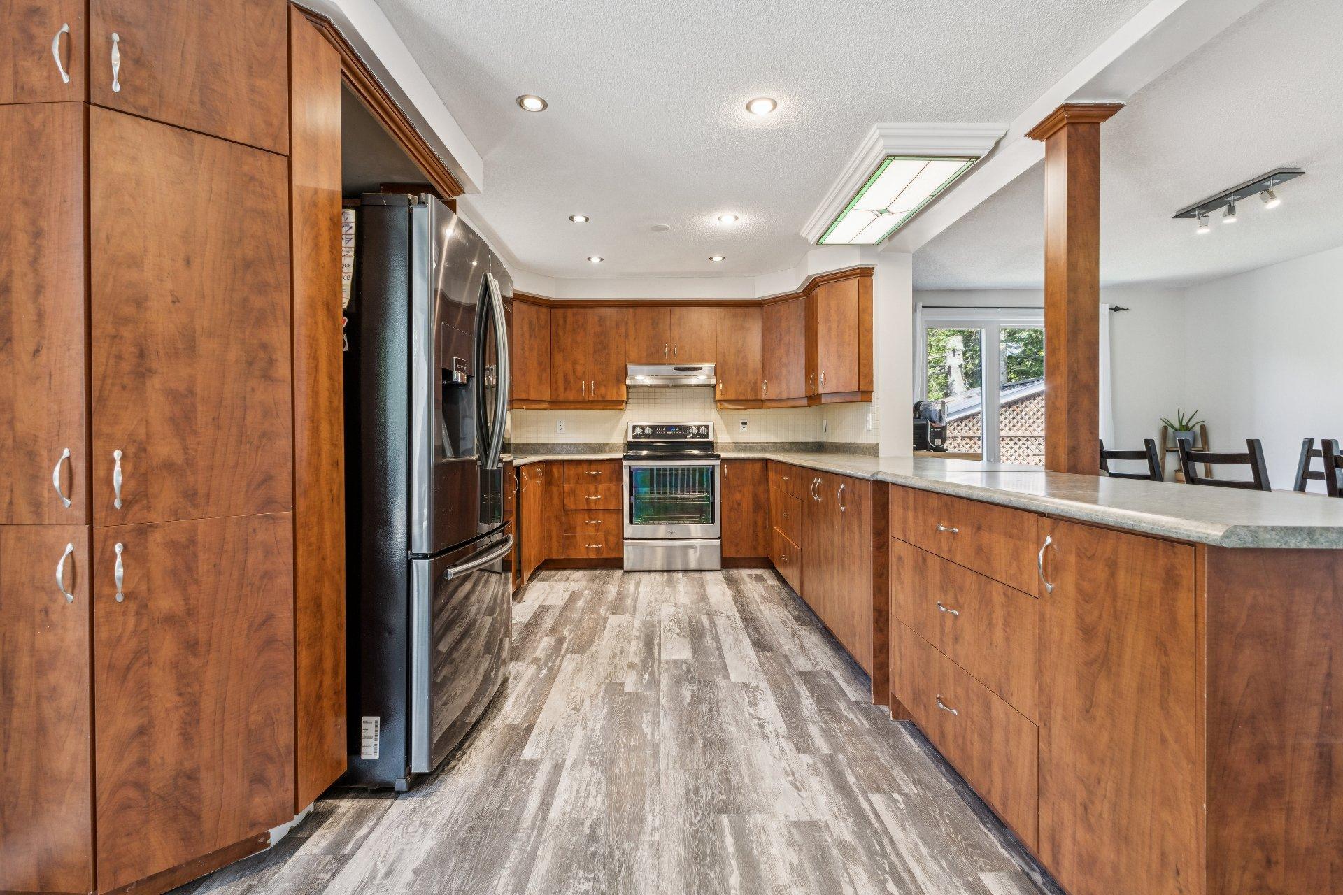 









33


Ch. de l'Orme

,
Val-des-Monts,




QC
J8N2G4

