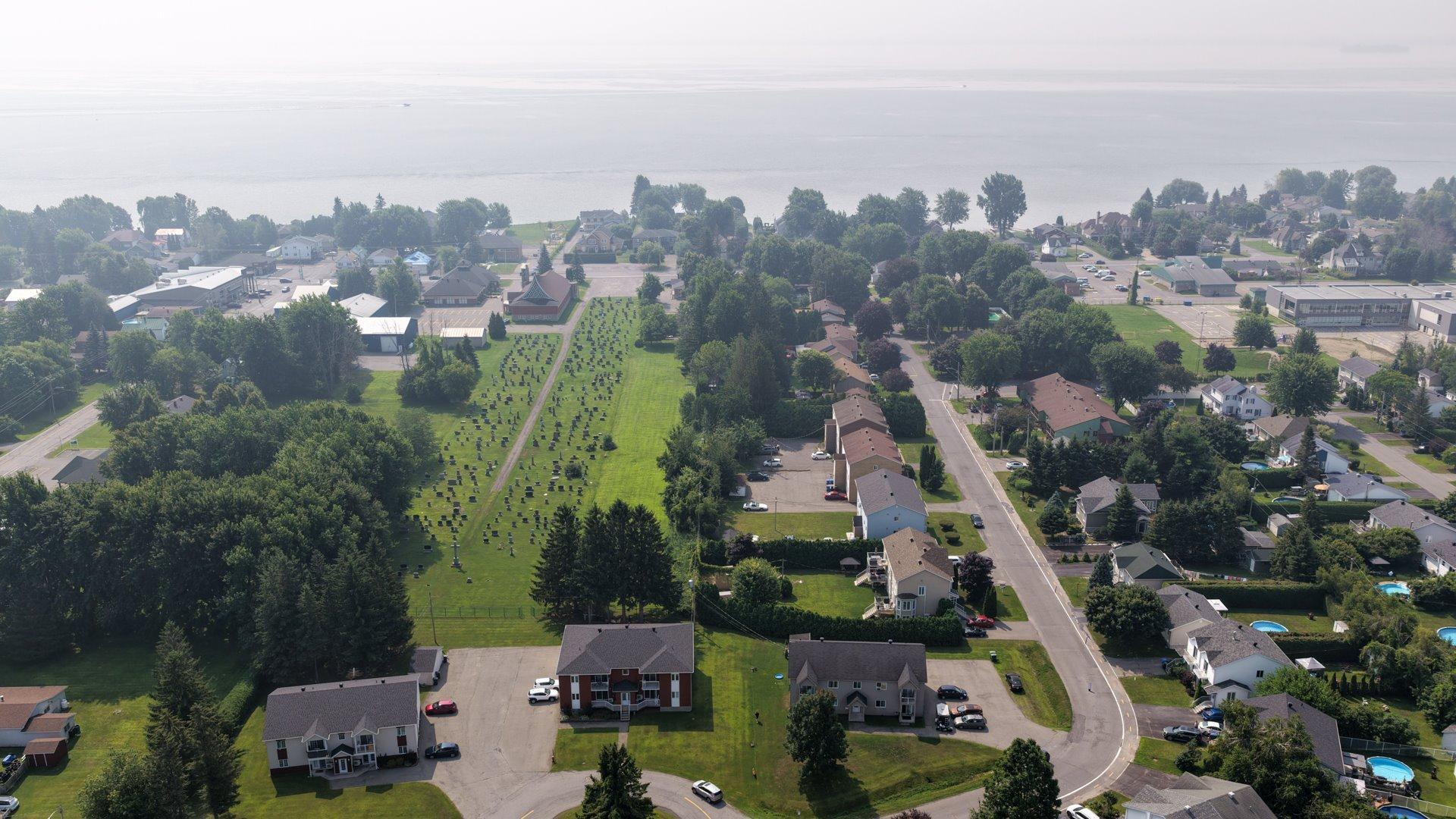 









249


38e Avenue N.

,
Saint-Zotique,




QC
J0P1Z0

