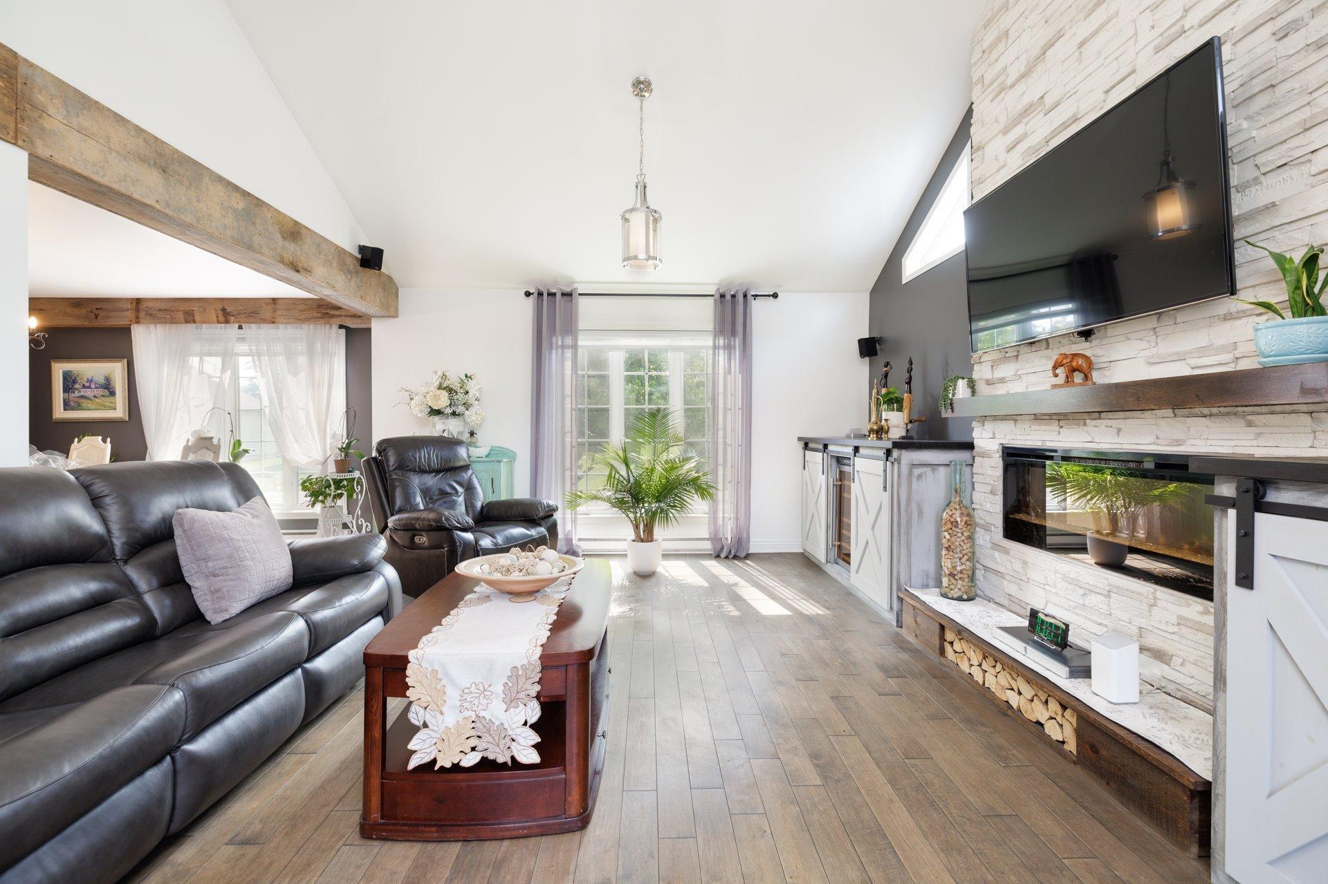 









249


38e Avenue N.

,
Saint-Zotique,




QC
J0P1Z0

