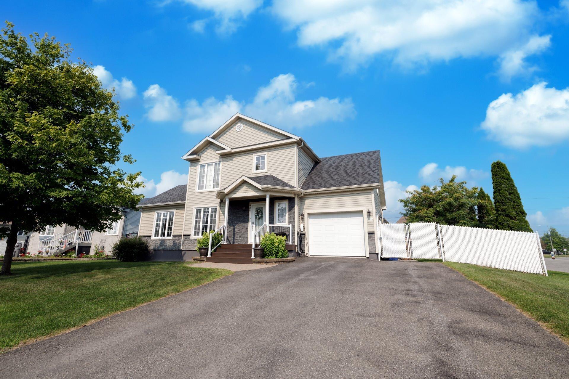 









249


38e Avenue N.

,
Saint-Zotique,




QC
J0P1Z0

