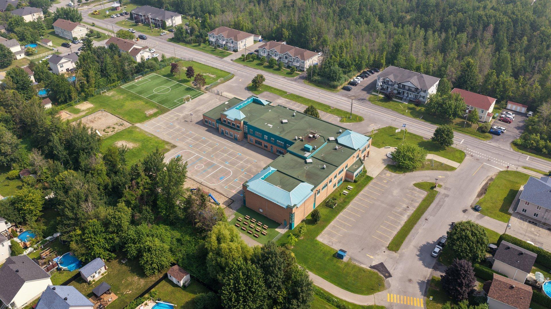 









249


38e Avenue N.

,
Saint-Zotique,




QC
J0P1Z0

