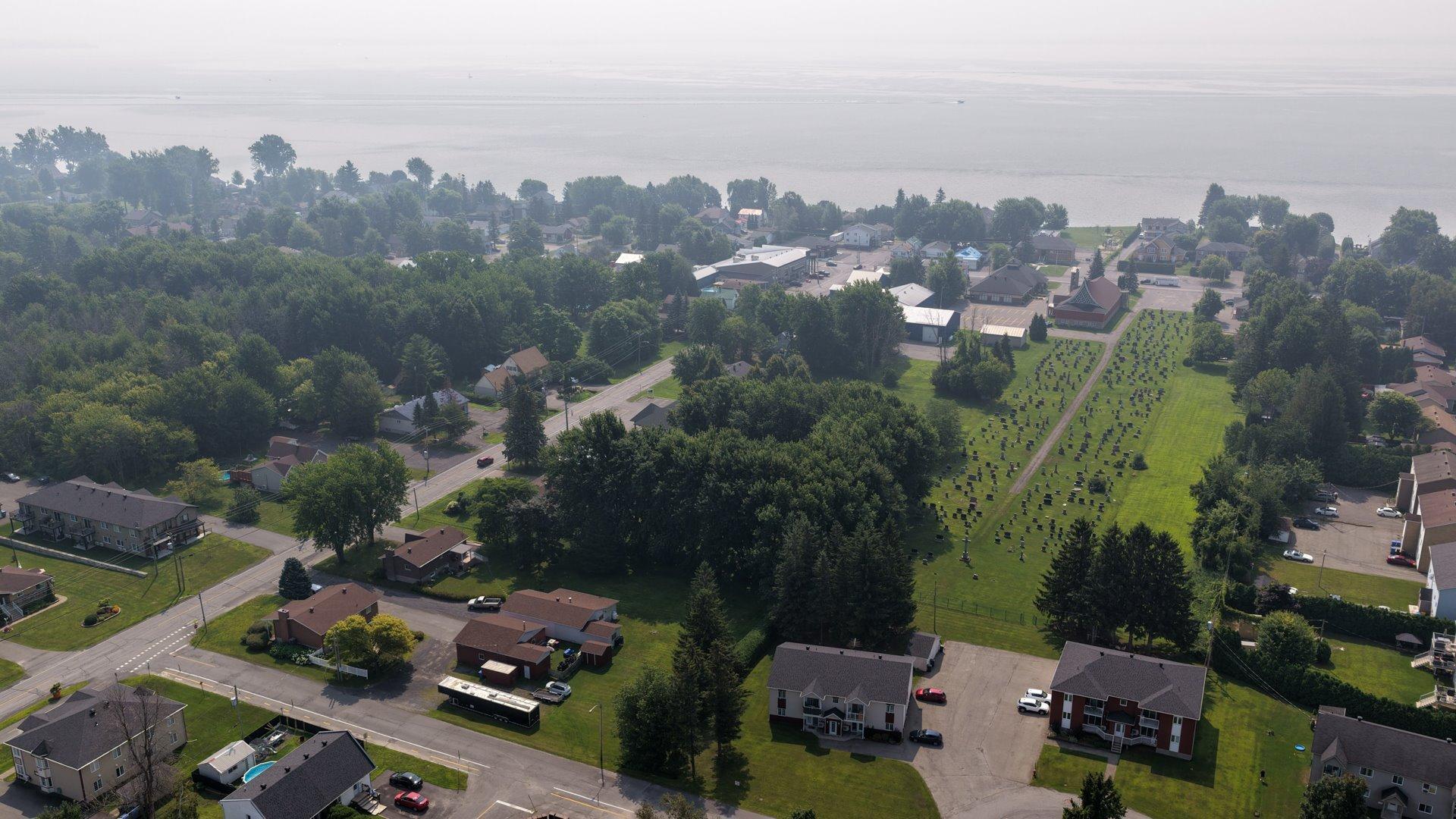 









249


38e Avenue N.

,
Saint-Zotique,




QC
J0P1Z0

