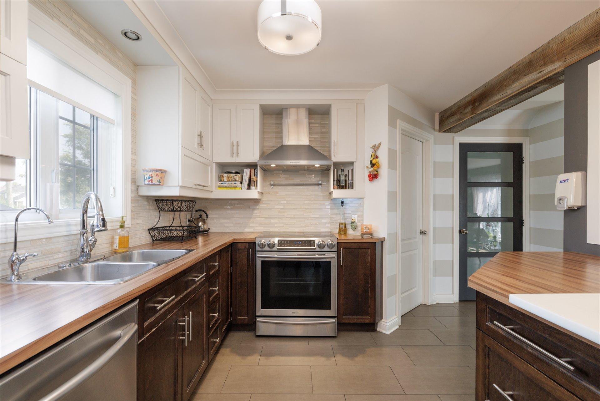 









249


38e Avenue N.

,
Saint-Zotique,




QC
J0P1Z0

