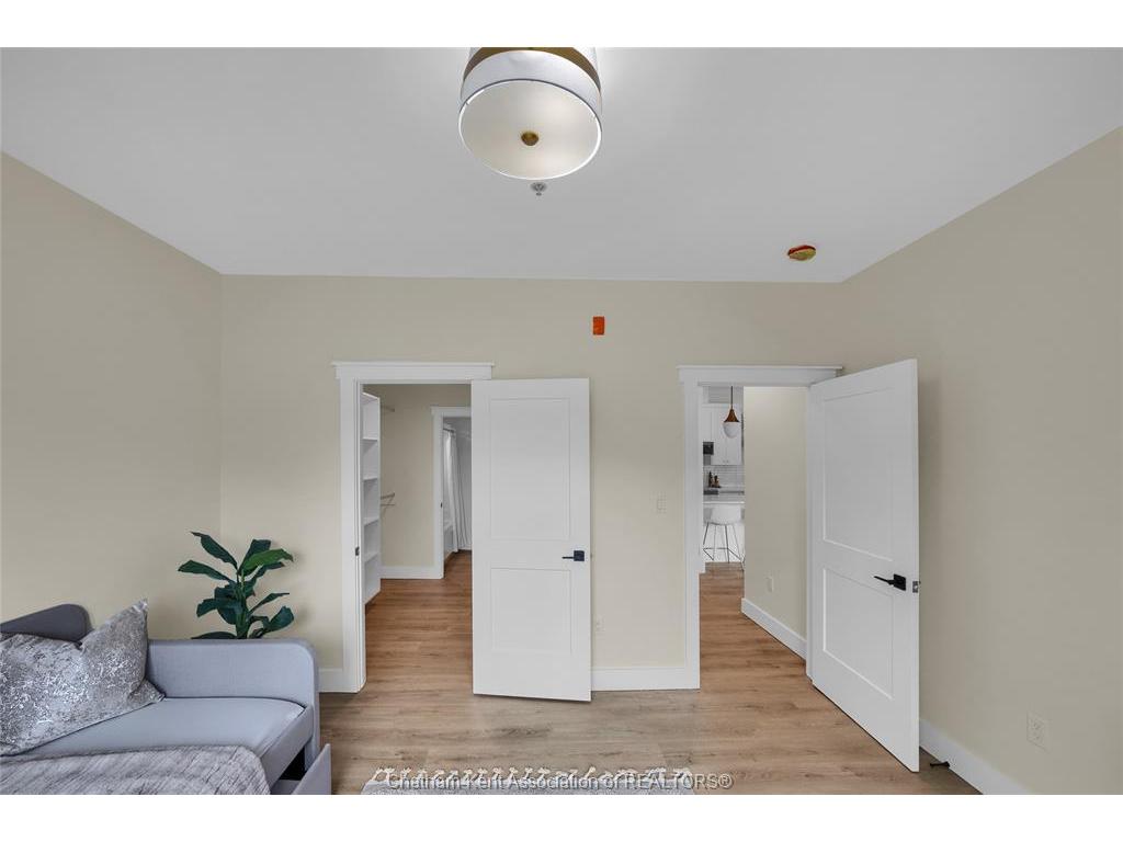 









364


Grand

Avenue East, 401,
Chatham,




ON
N7L 1W6

