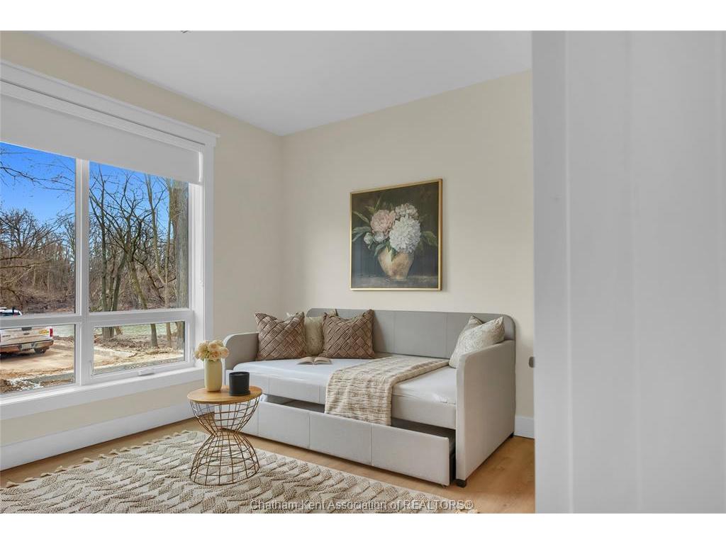 









364


Grand

Avenue East, 401,
Chatham,




ON
N7L 1W6

