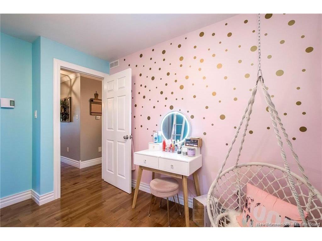 









180


Leblanc

AVE,
Shediac,




NB
E4P 1Y8


