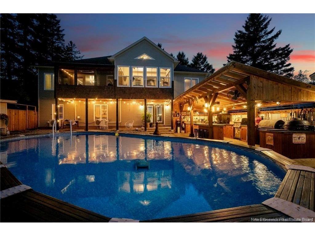 









180


Leblanc

AVE,
Shediac,




NB
E4P 1Y8

