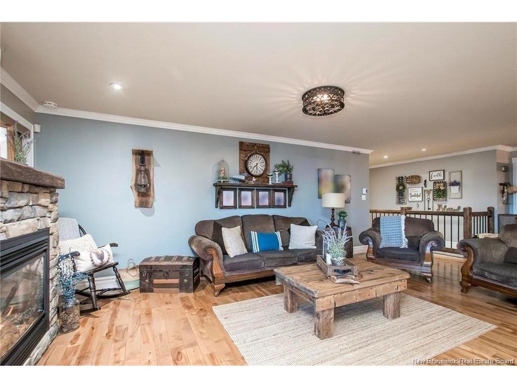 









180


Leblanc

AVE,
Shediac,




NB
E4P 1Y8

