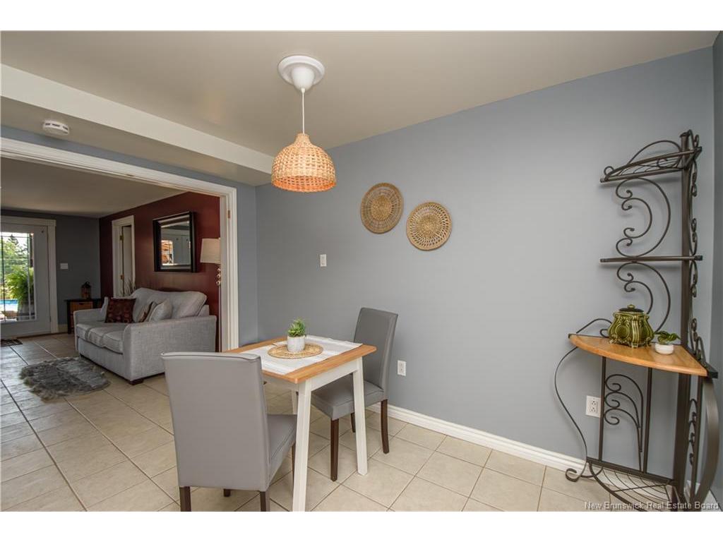 









180


Leblanc

AVE,
Shediac,




NB
E4P 1Y8

