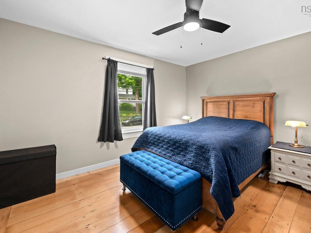 












689 King Street

,
Windsor,




NS
B0N 2T0

