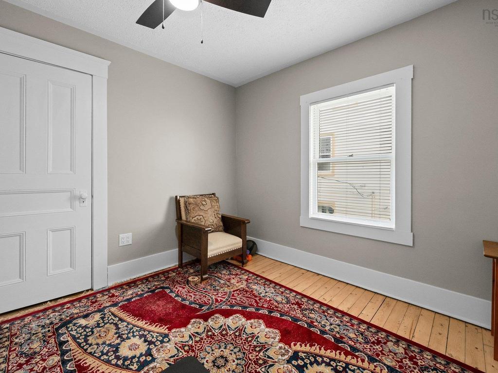 












689 King Street

,
Windsor,




NS
B0N 2T0

