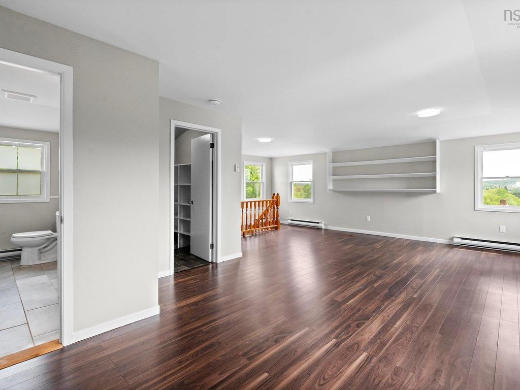 












689 King Street

,
Windsor,




NS
B0N 2T0

