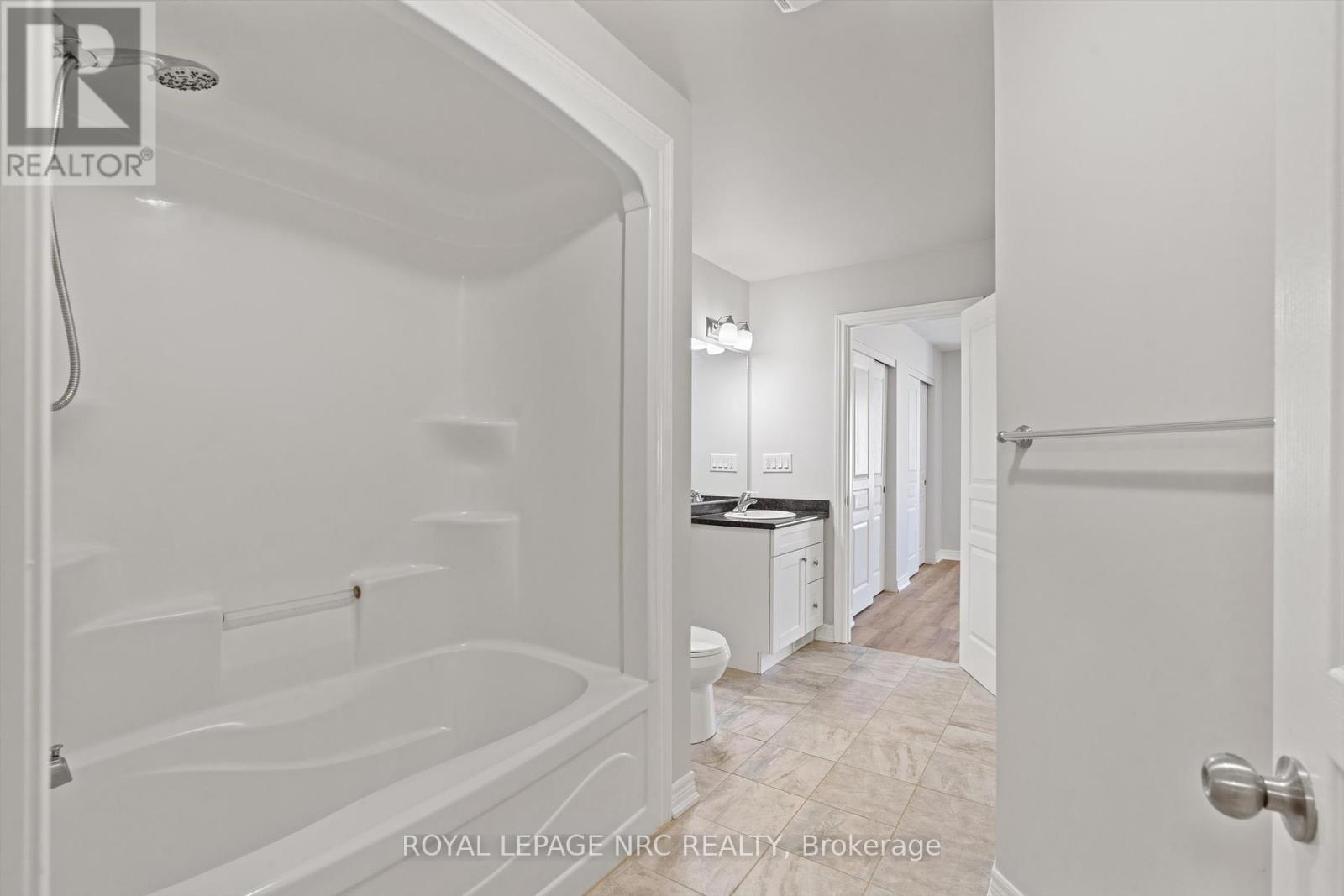 












23 - 6118 KELSEY CRESCENT

,
Niagara Falls (Forestview),




Ontario
L2H0M6

