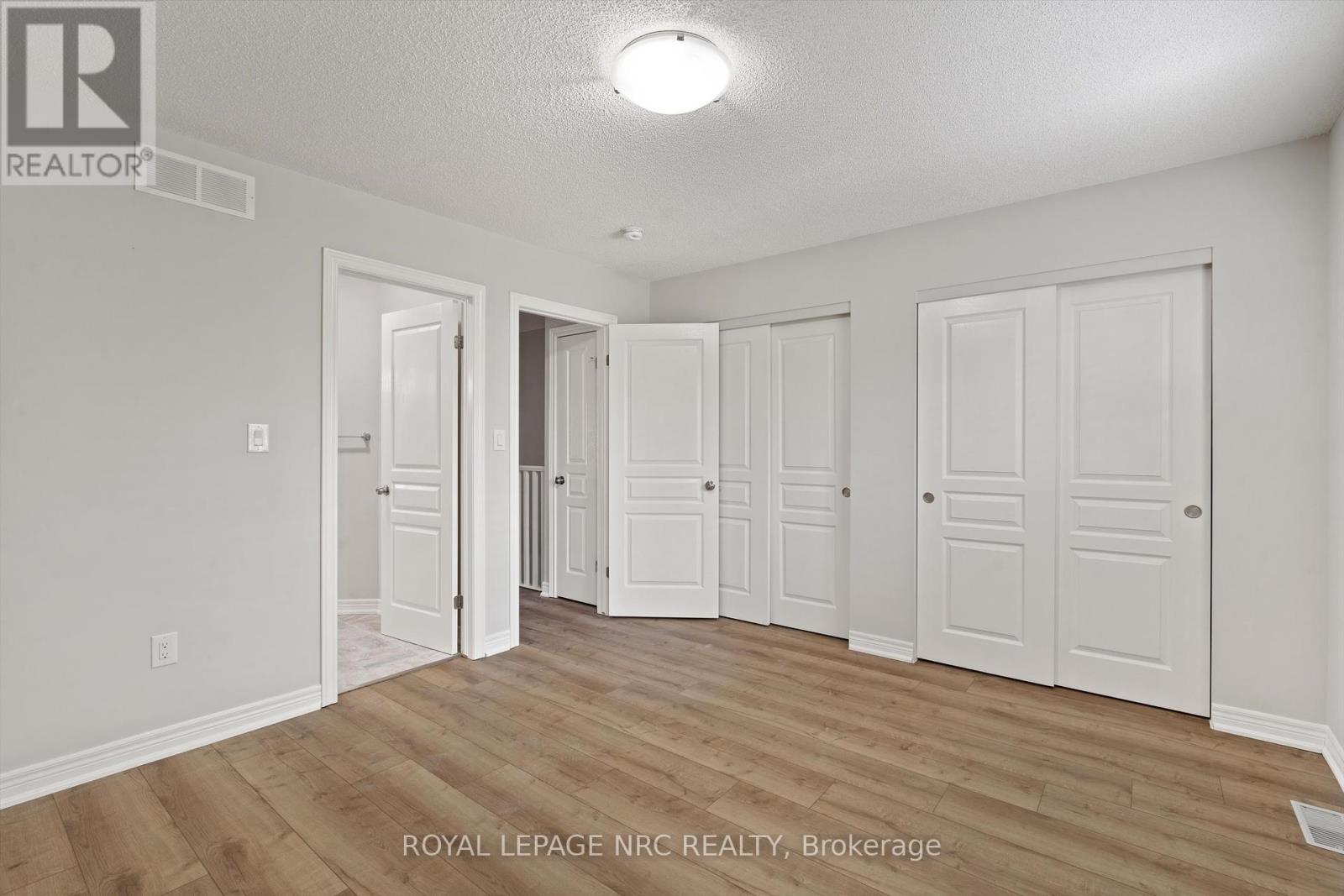 












23 - 6118 KELSEY CRESCENT

,
Niagara Falls (Forestview),




Ontario
L2H0M6

