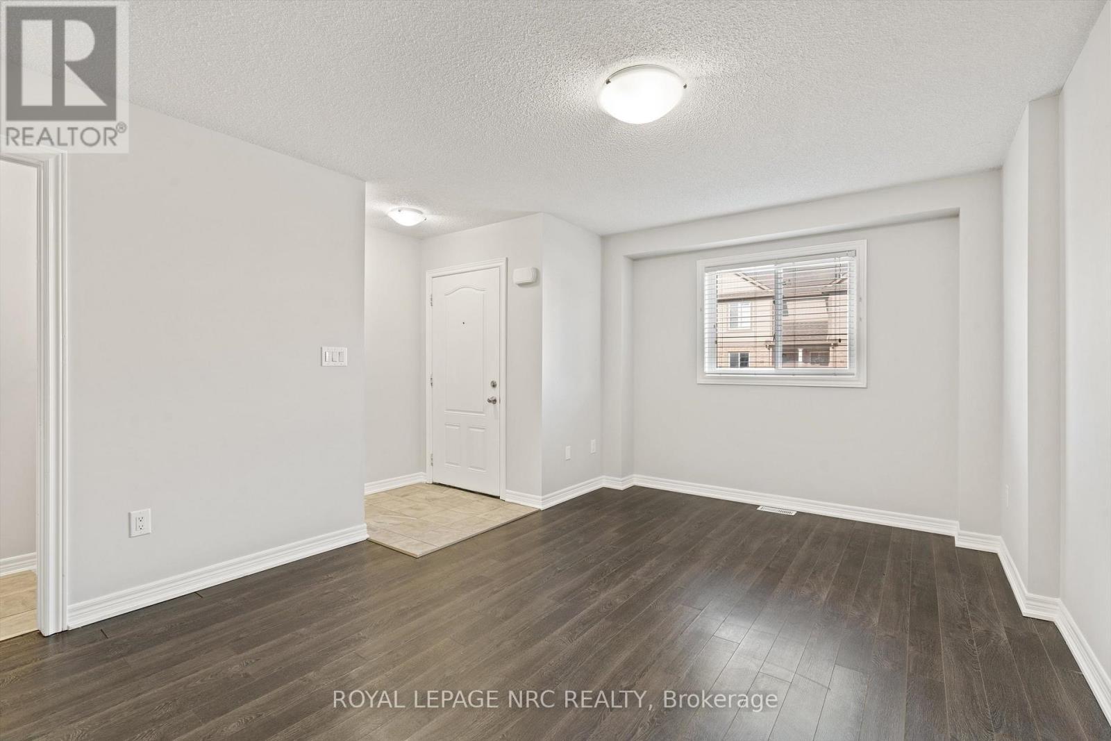 












23 - 6118 KELSEY CRESCENT

,
Niagara Falls (Forestview),




Ontario
L2H0M6


