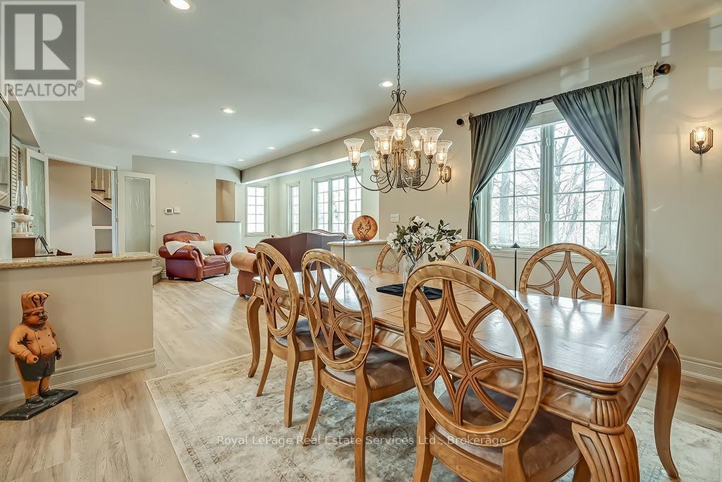 












6 TURTLE LAKE DRIVE

,
Halton Hills (Rural Halton Hills),




Ontario
L7J2W7

