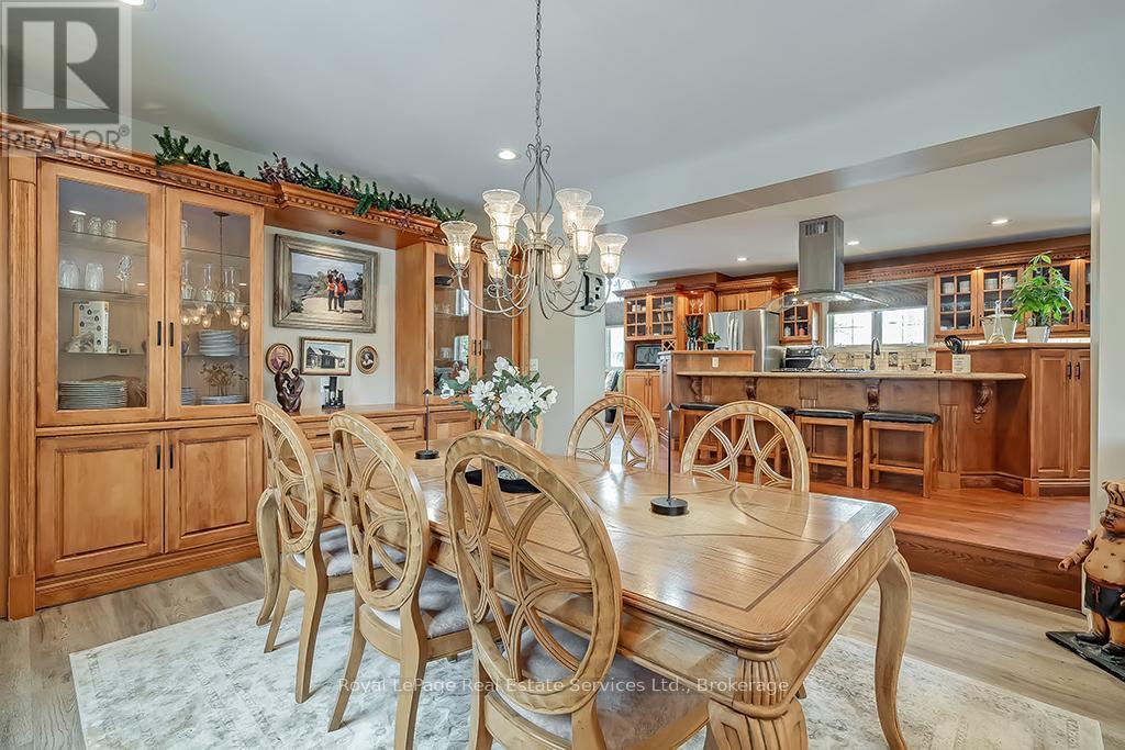 












6 TURTLE LAKE DRIVE

,
Halton Hills (Rural Halton Hills),




Ontario
L7J2W7

